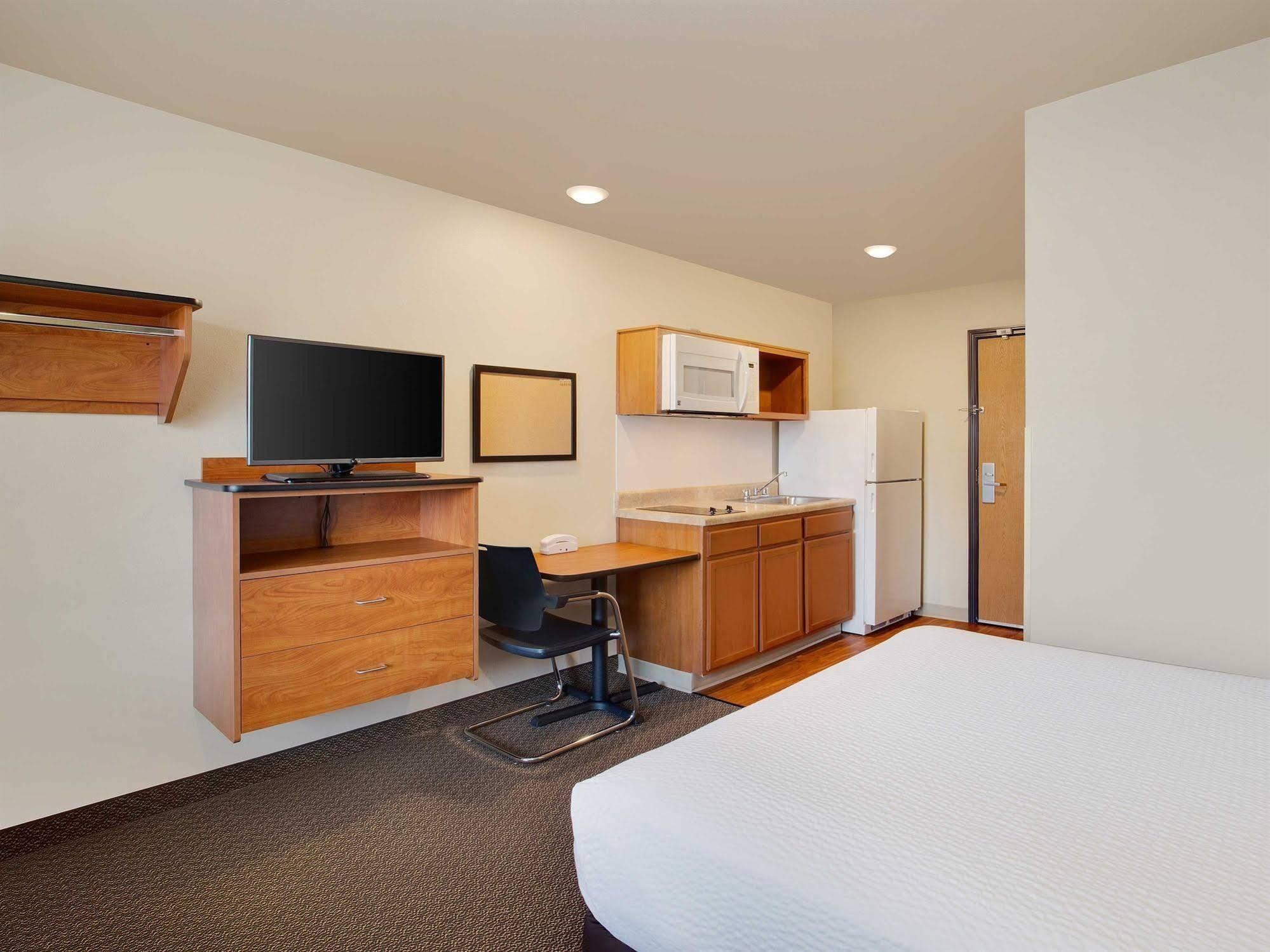 Woodspring Suites Columbus North I-270 Exterior foto